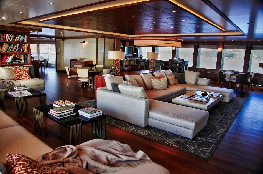 a-room-inside-spielbergs-yacht