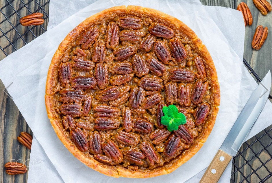 american-classic-homemade-pecan-pie