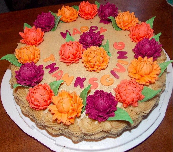 Cake with flower decoration