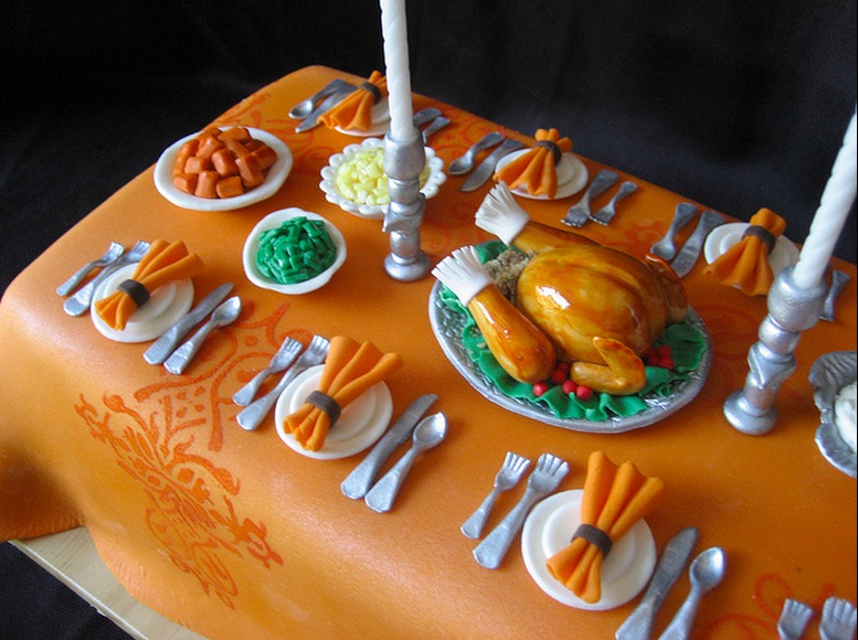 Miniature Thanksgiving dinner cake