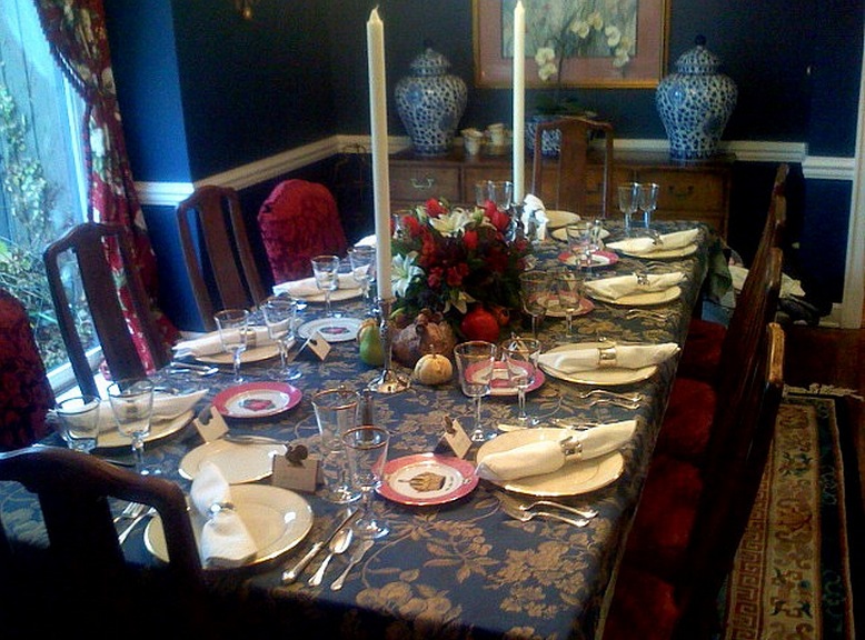 Table with blue printed base