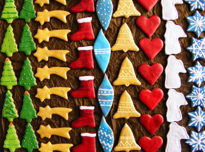 colourful-christmas-cookies