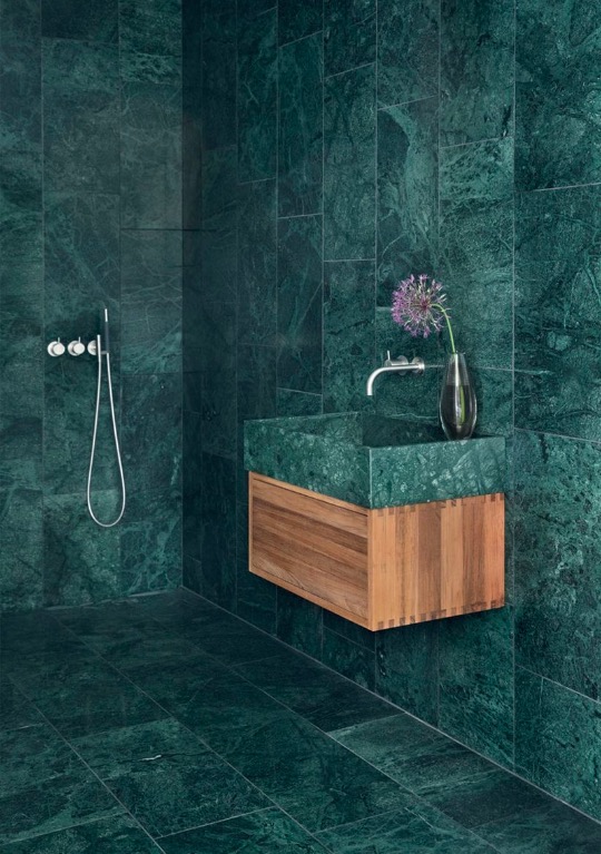 green-marble-bathroom-copenhagen