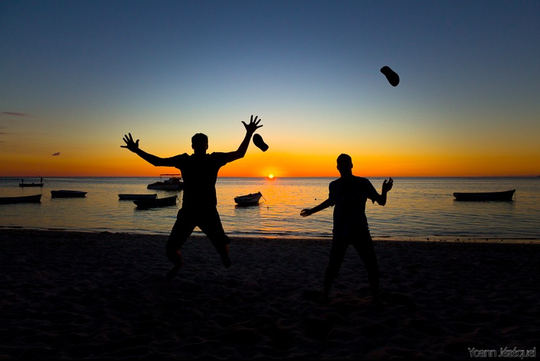 beach silhouette