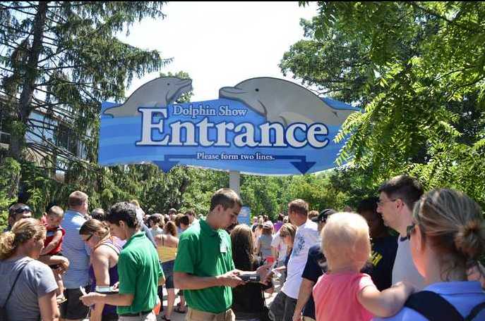 Brookfield Zoo Dolphin Show Entrance