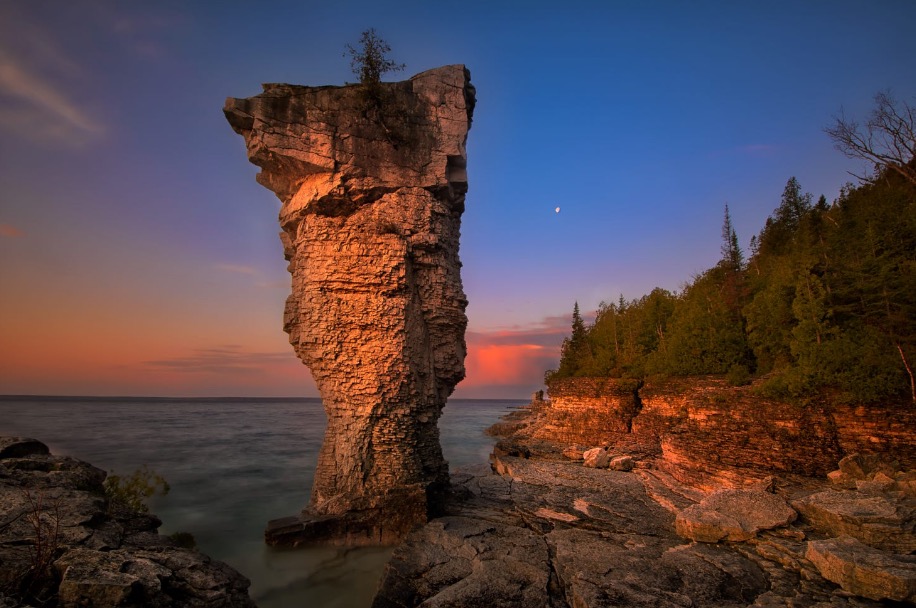 Flowerpot Island at Sunrise
