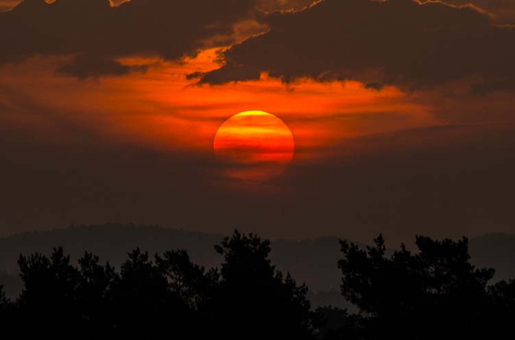 Sunrise ( Matthias Bachmann)