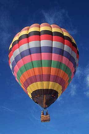 big pictures of hot air balloons