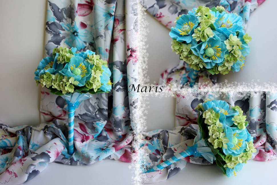 Sky blue poppy bouquet