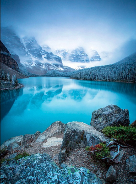 Winter approaching Moraine Lake, Banff National Park