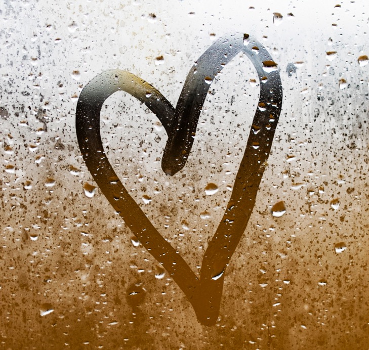 heart-painted-on-glass