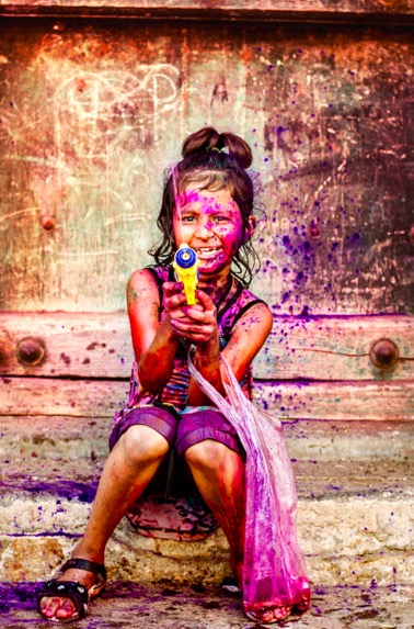 Hands Up! | Holi2015