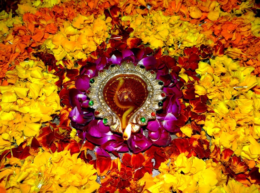 flower-diwali-rangoli