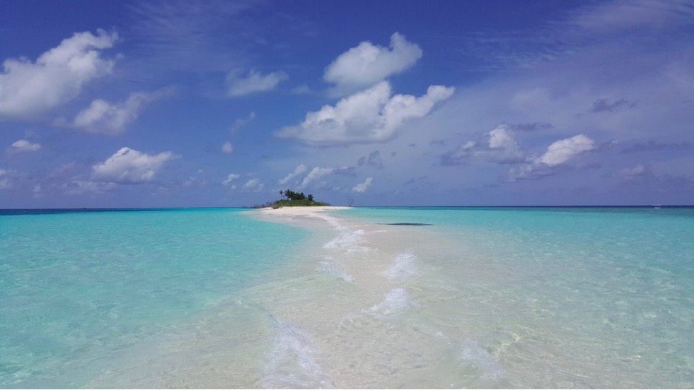 Where Oeans meet, Baa Atoll, Maldives