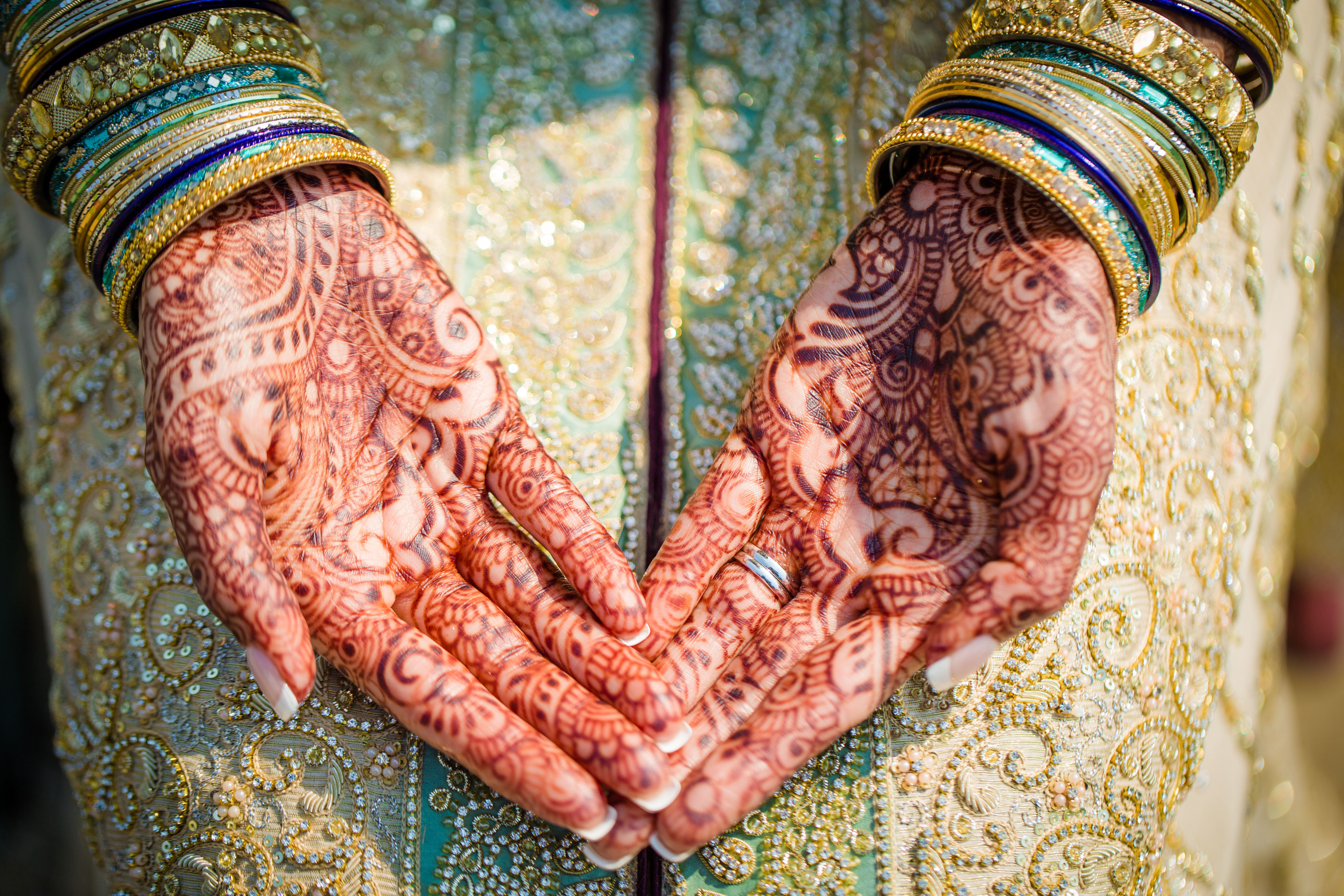 Bride Mehendi ( Front )