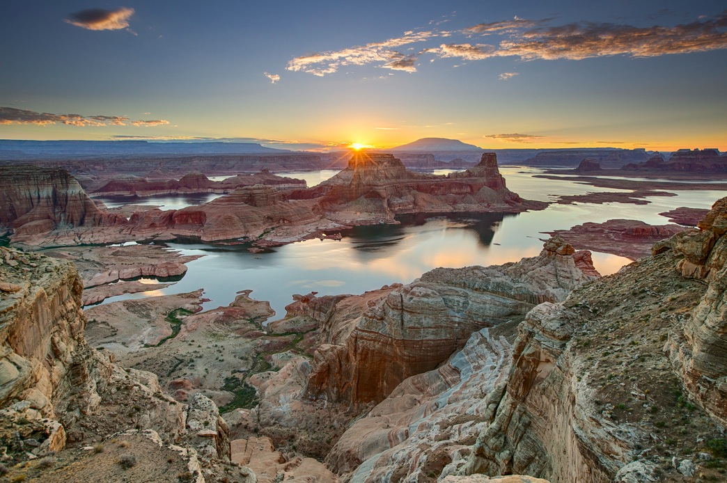 Sunrise at Gunsight Bay, Utah. Shot from our campground at Alstrom ...